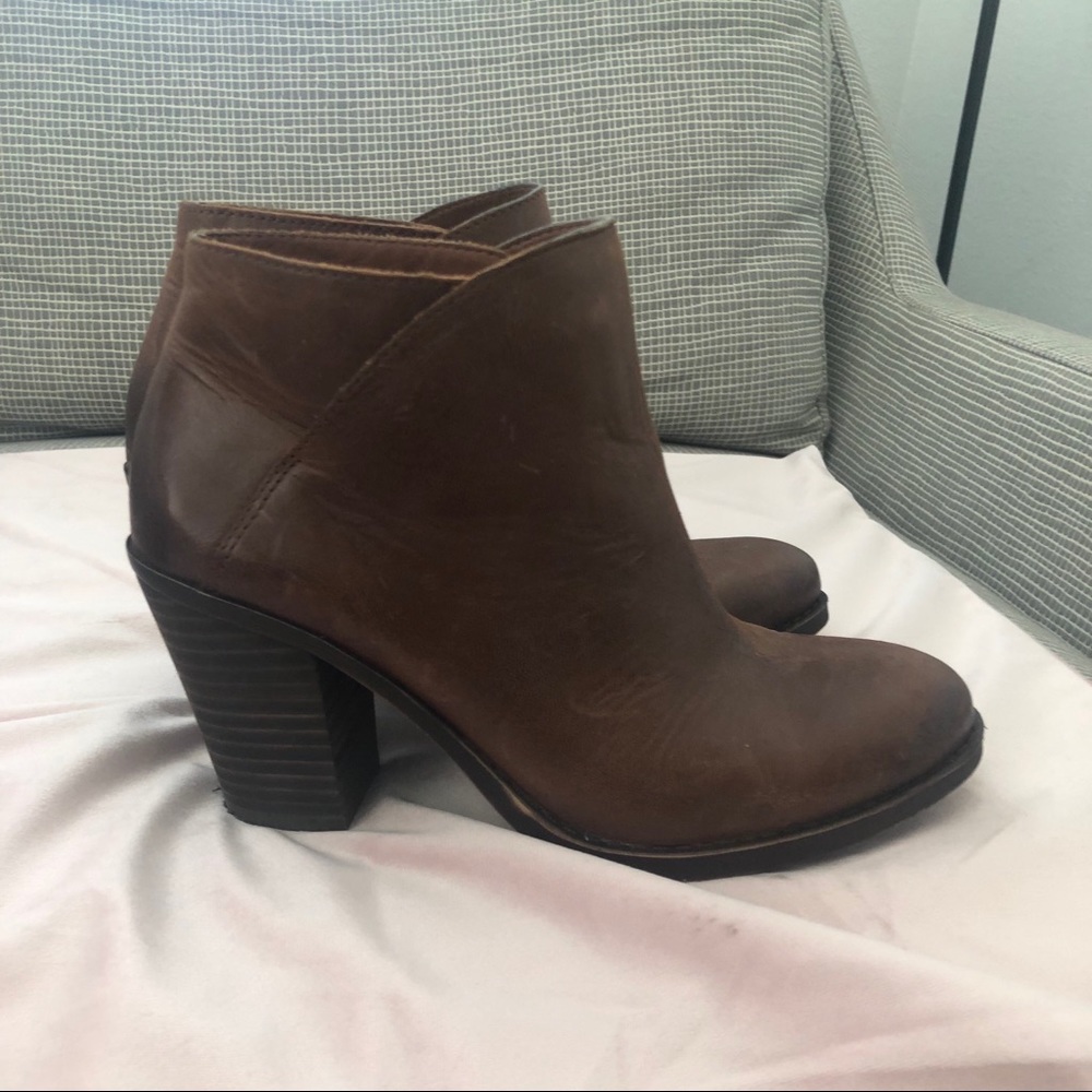 Lucky Brand Brown Boots Sz 6